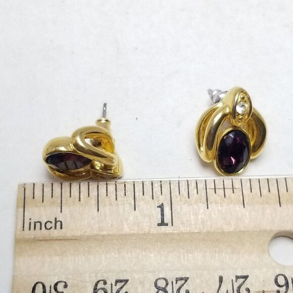 Vintage Dark Purple Rhinestone Gold Tone Stud Earrings, 90s Style, Estate - Picture 4 of 6